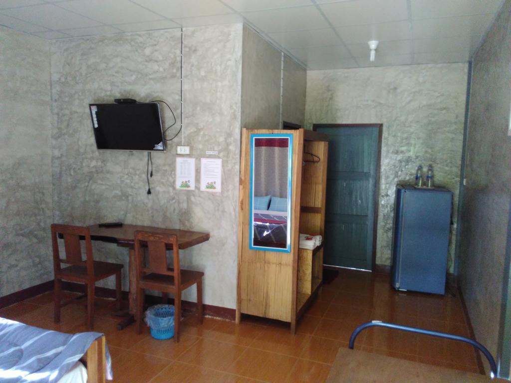 Ban Suan Sukjai Mae Sariang Otel Dış mekan fotoğraf