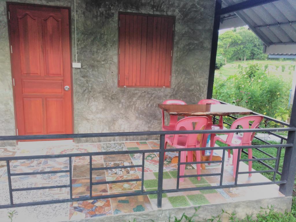 Ban Suan Sukjai Mae Sariang Otel Dış mekan fotoğraf