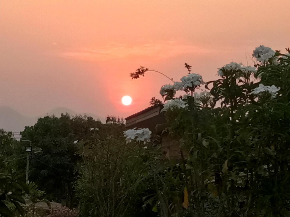 Ban Suan Sukjai Mae Sariang Otel Dış mekan fotoğraf